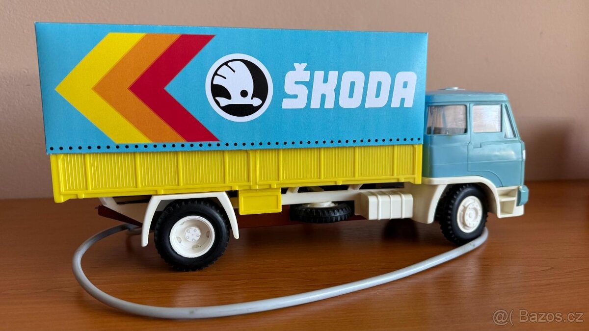 ITES - Staré hračky 5x AUTA - Tatra, Tank , Škoda a pod - 3