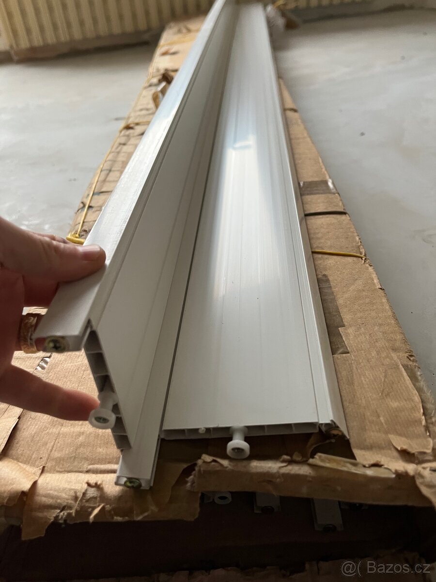 Shrnovací dveře/ zástěna, bílá 220x250cm - 3