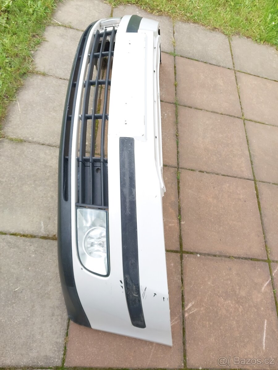 Škoda Octavia 2 – Nárazník přední - 3