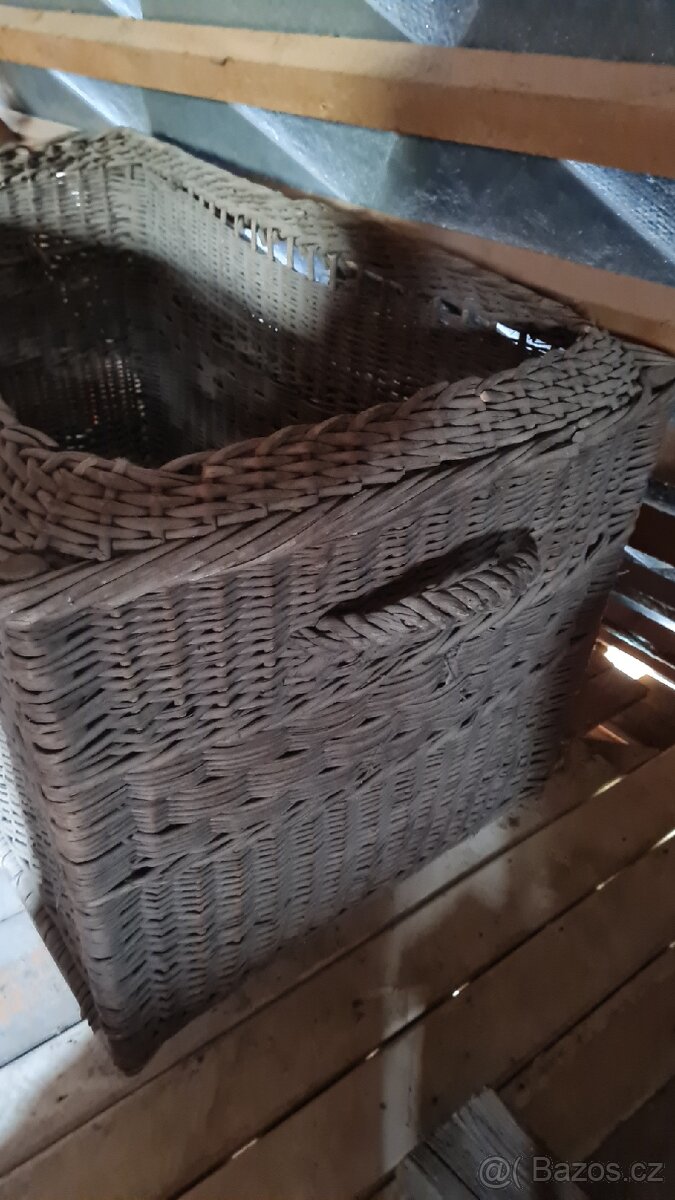 Velký proutěný koš nebo trhula - 3