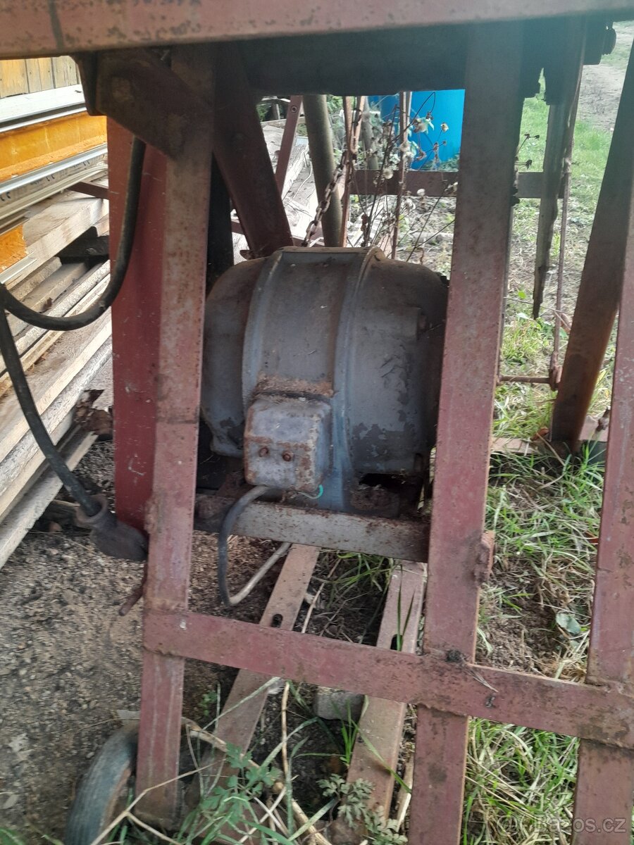 Pila na dřevo kotoučová - 3