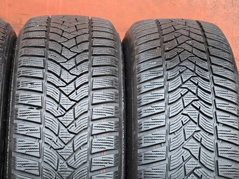 Zimní Dunlop a Fulda 205/60/16 + disky - 3