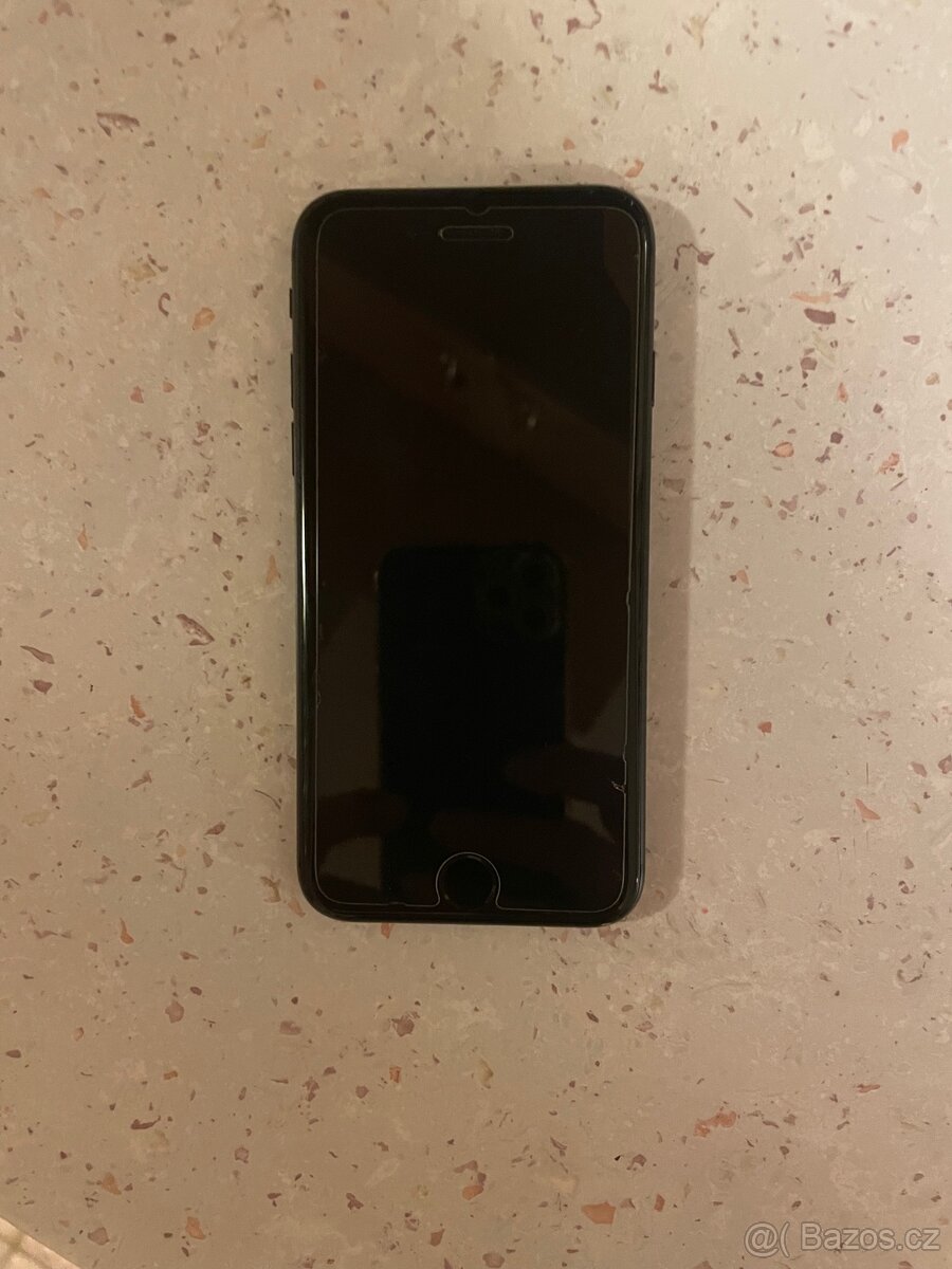 IPhone8 prodám - 3