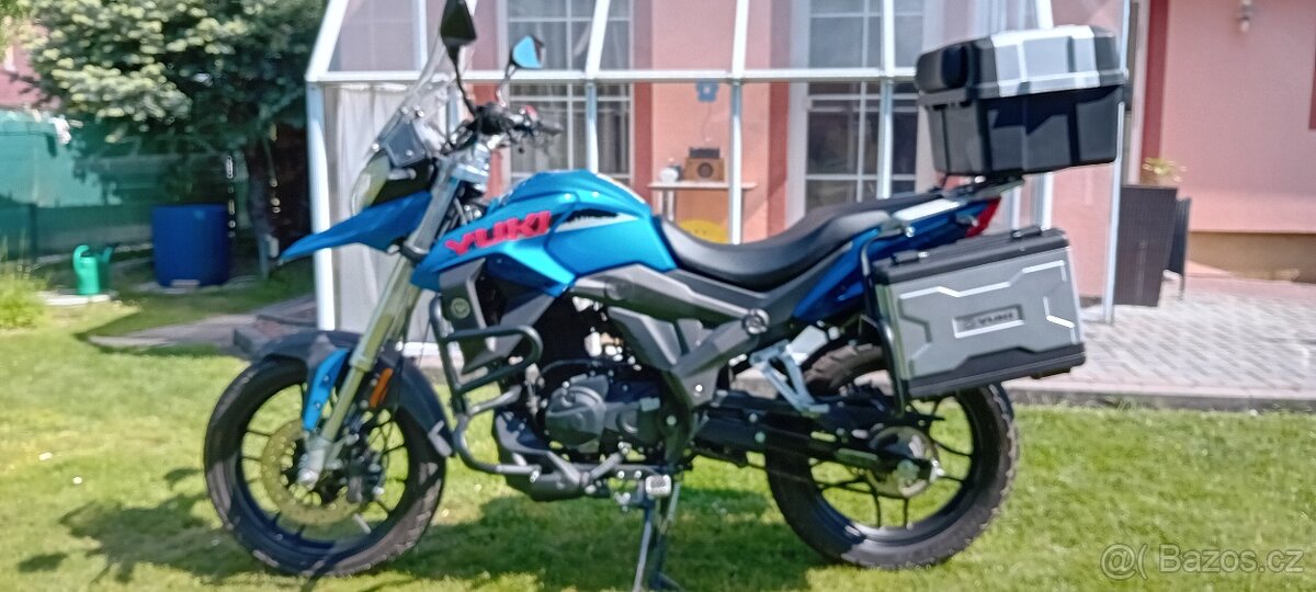 Yuki 125xtr