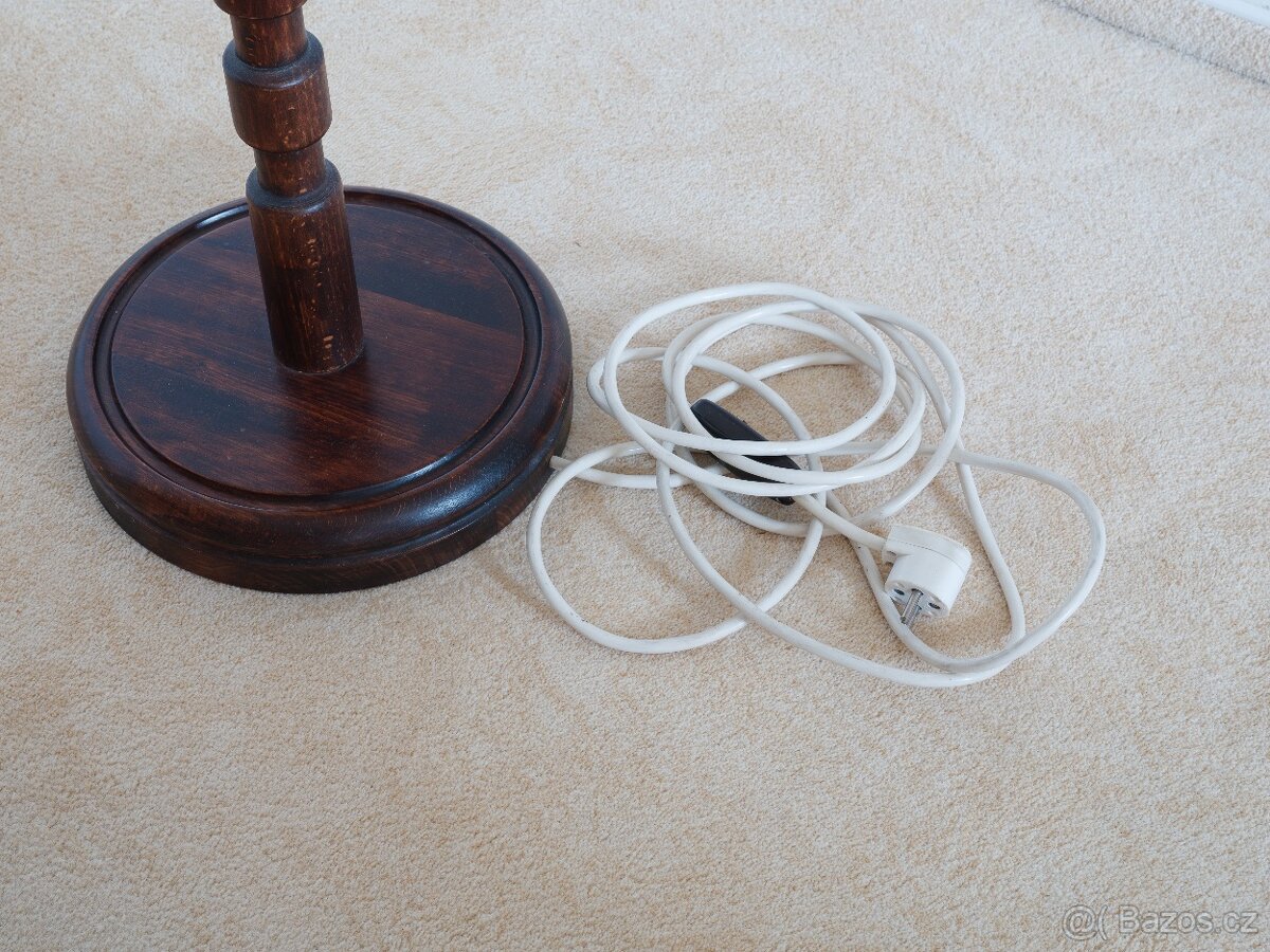 Dřevěná stojací lampa - 3