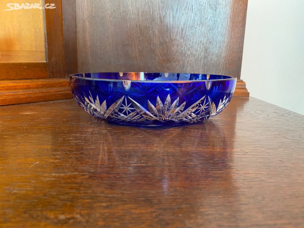 Starožitná broušená mísa - 3