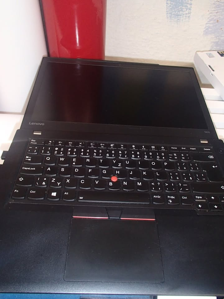 Lenovo ThinkPad T470 - 3