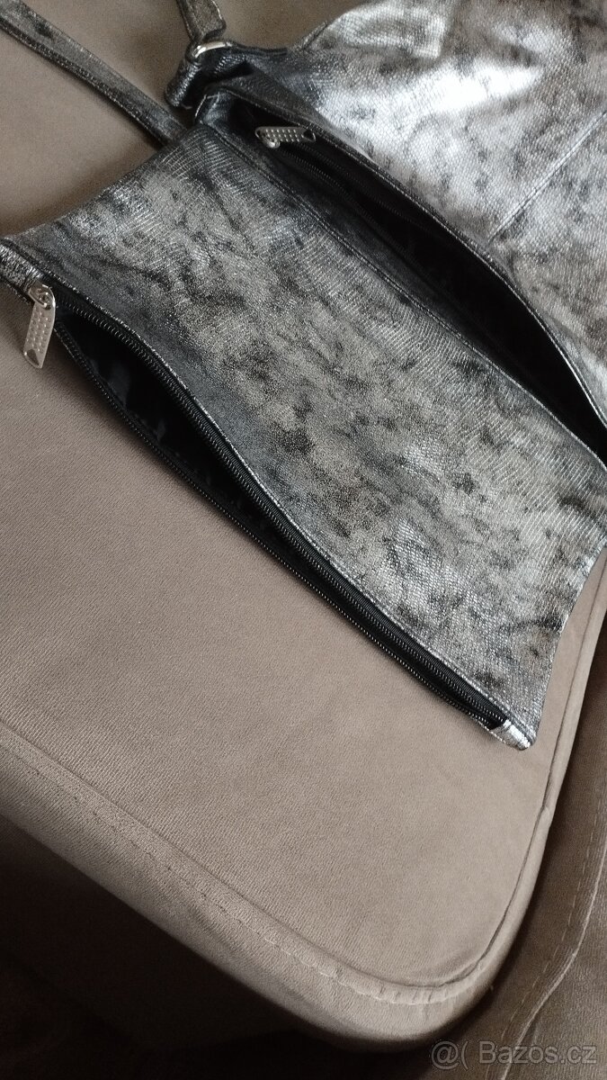 Černostříbrná kabelka - sleva na 145 Kč - 3