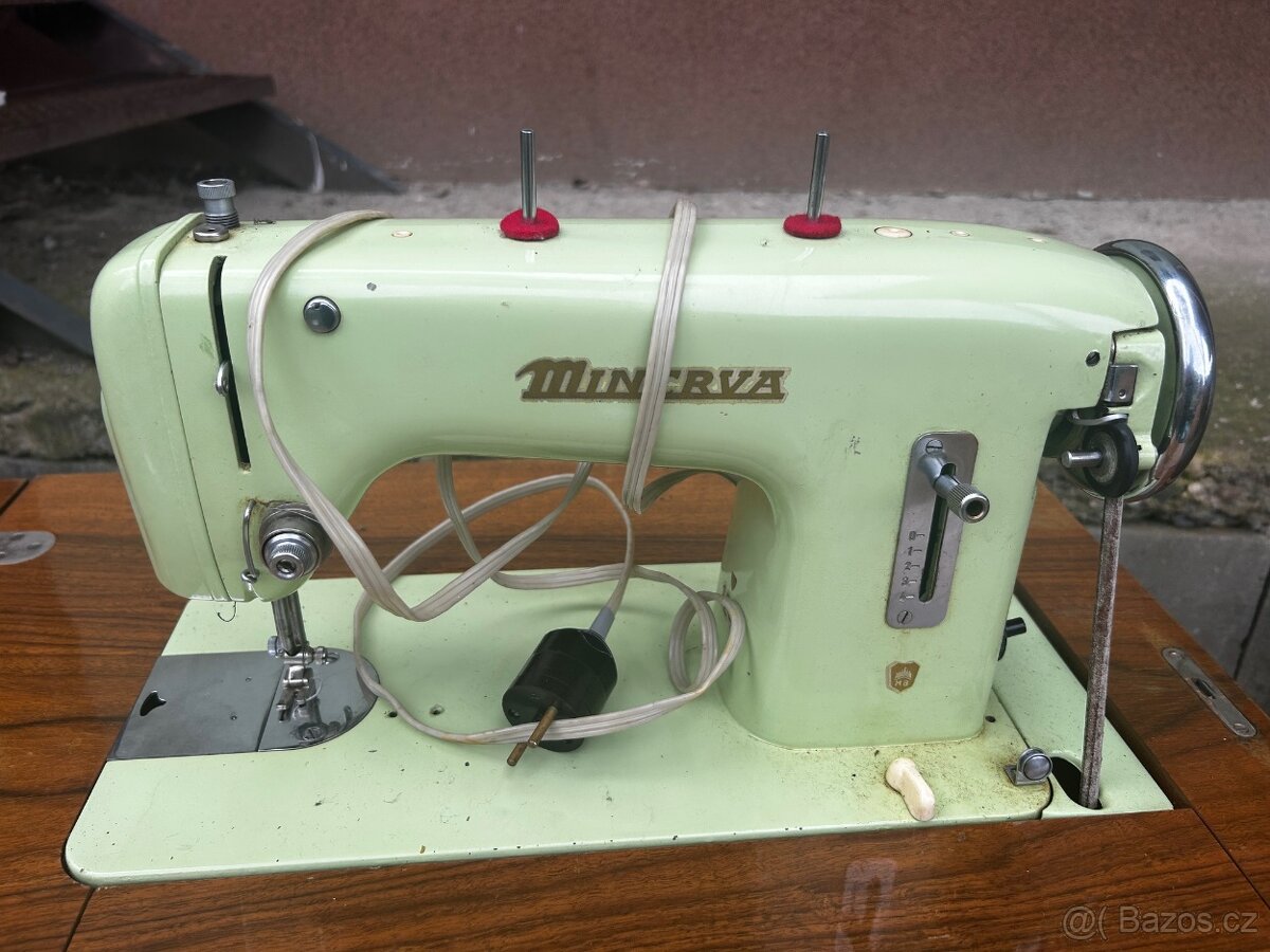 šicí stroj skřínový šlapací i na elektřinu Minerva - 3
