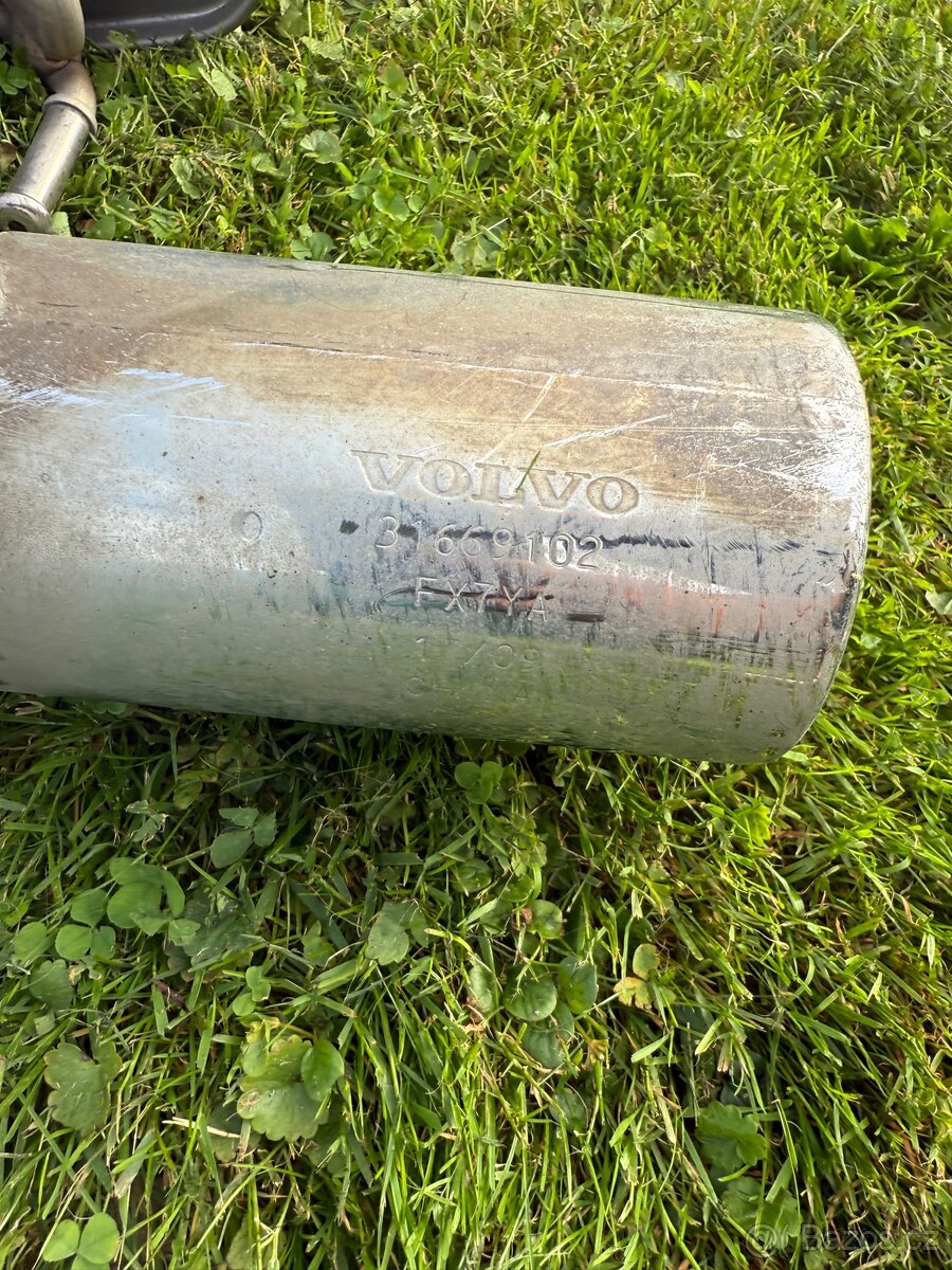 Volvo XC60 2,0D 140KW AWD zadní část výfuku plus koncovky - 3