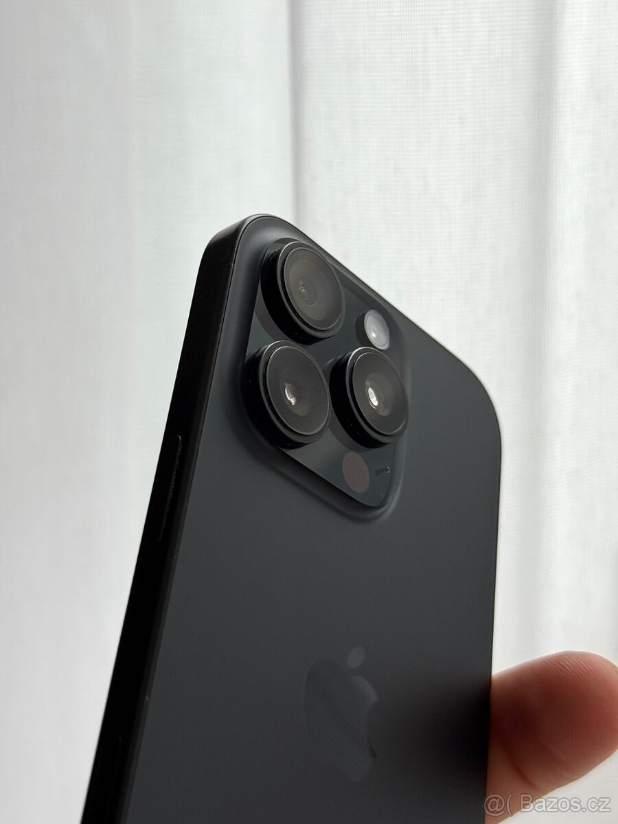 Prodám rok starý IPhone 16 Pro 256Gb - 3