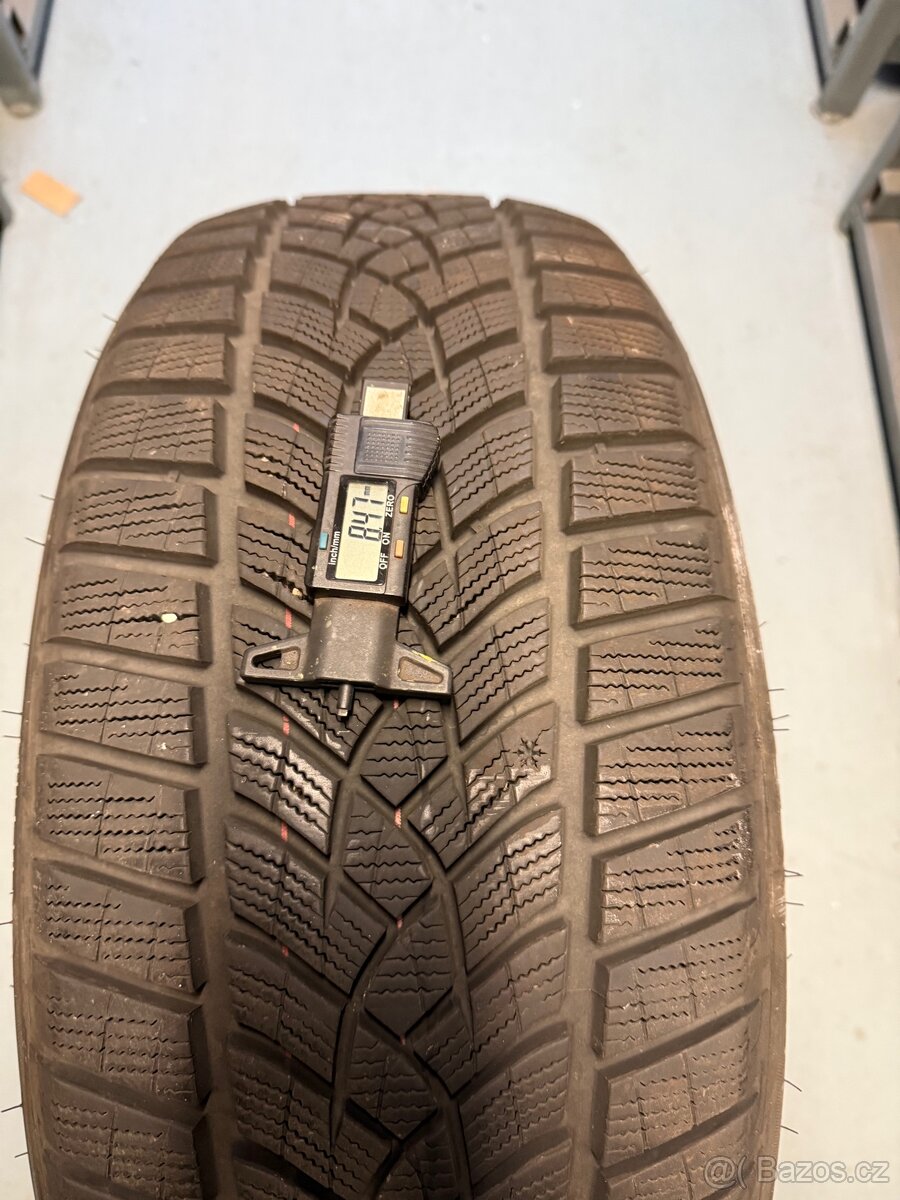 245/45R20 103V - 3