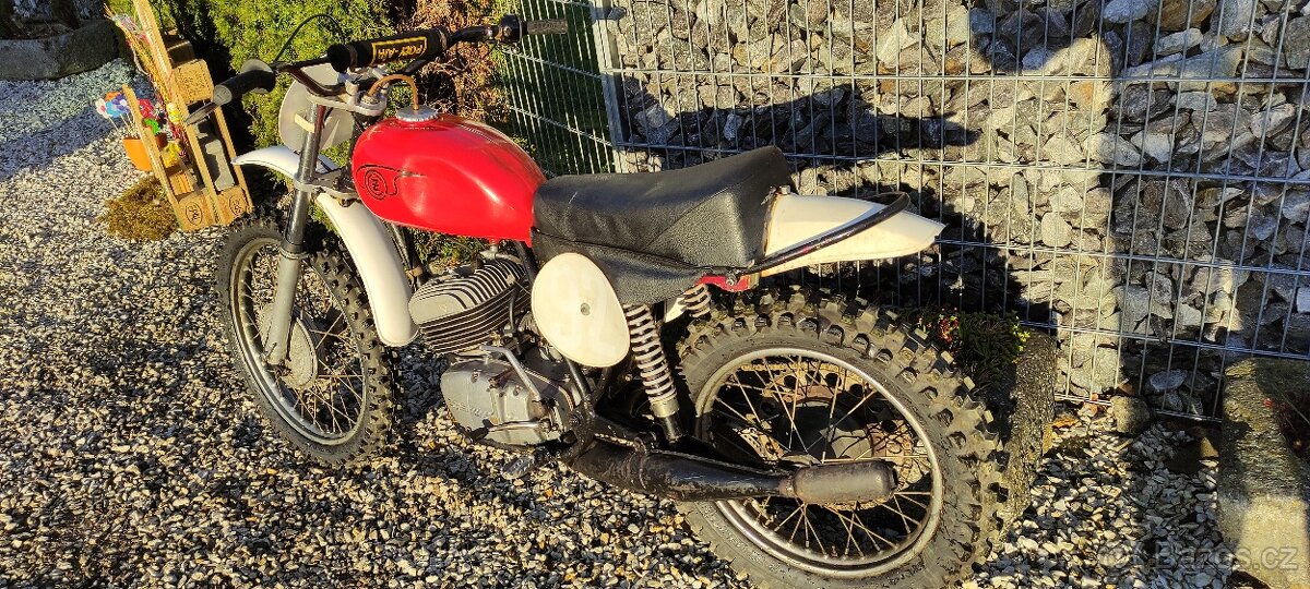 ČZ motokros 250/980 - 3