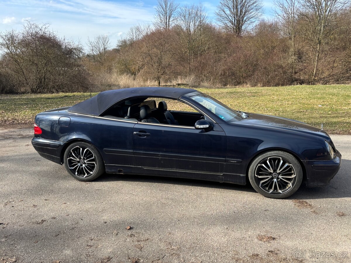 Mercedes CLK cabrio 200 kompressor manuál - 3
