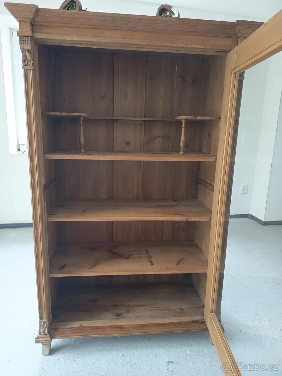 Stará skříň - skleník - 3