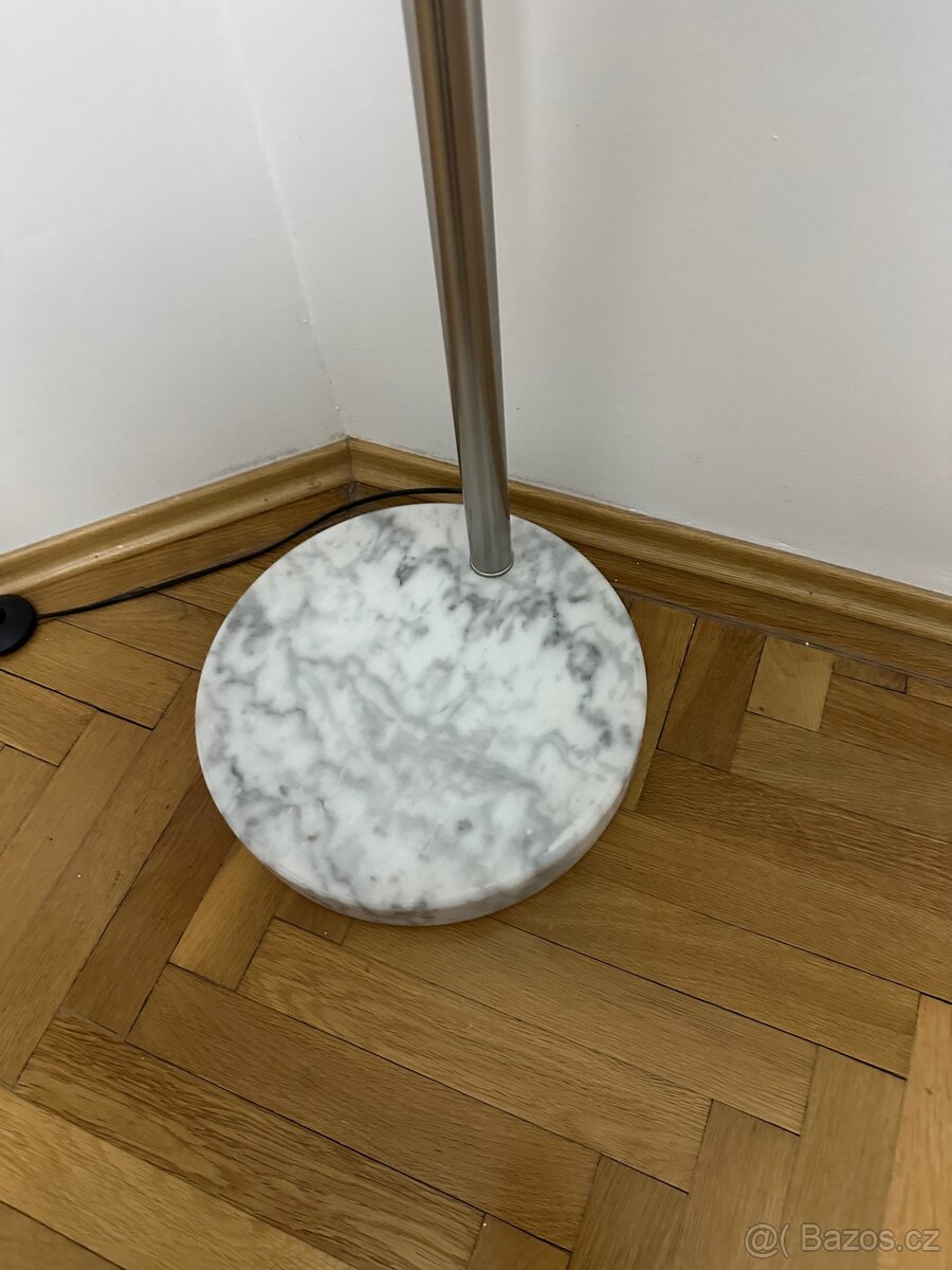 Stojací lampa - jako nová - 3