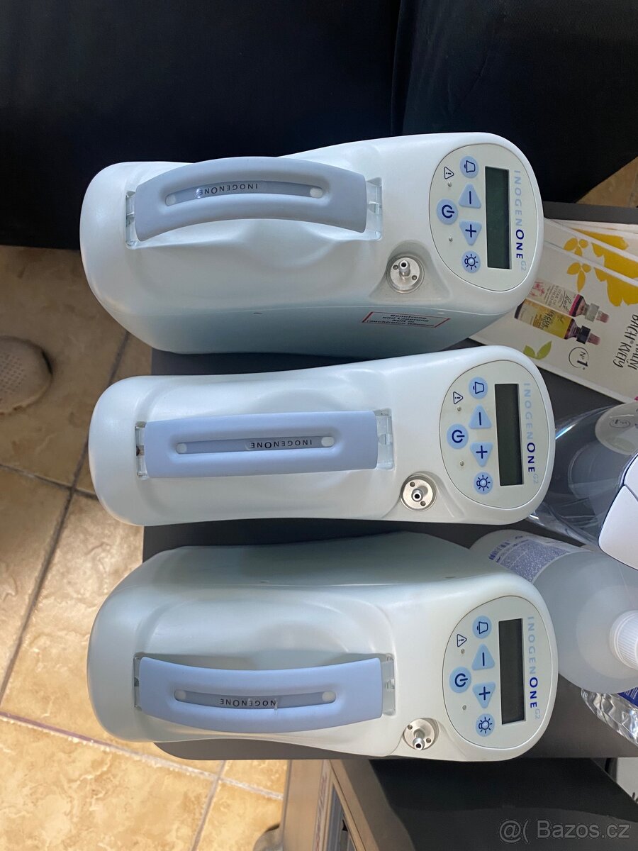 Přenosný kyslíkový přístroj - váha 3,2 kg - baterie 9 hodin - 3