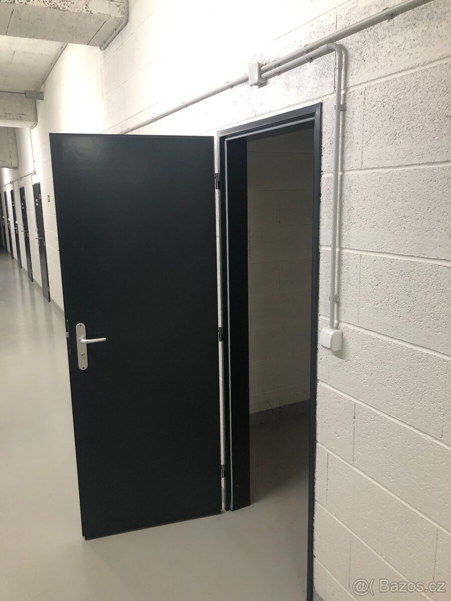 Flexibilní pronájem skladu/Storage rental Praha 7 Holešovice - 3