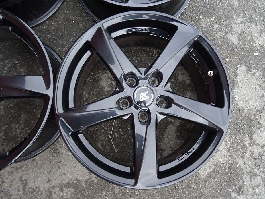 Alu disky černé RC Design,18", 5x114.3, ET 49,5, šíře 7,5J - 3
