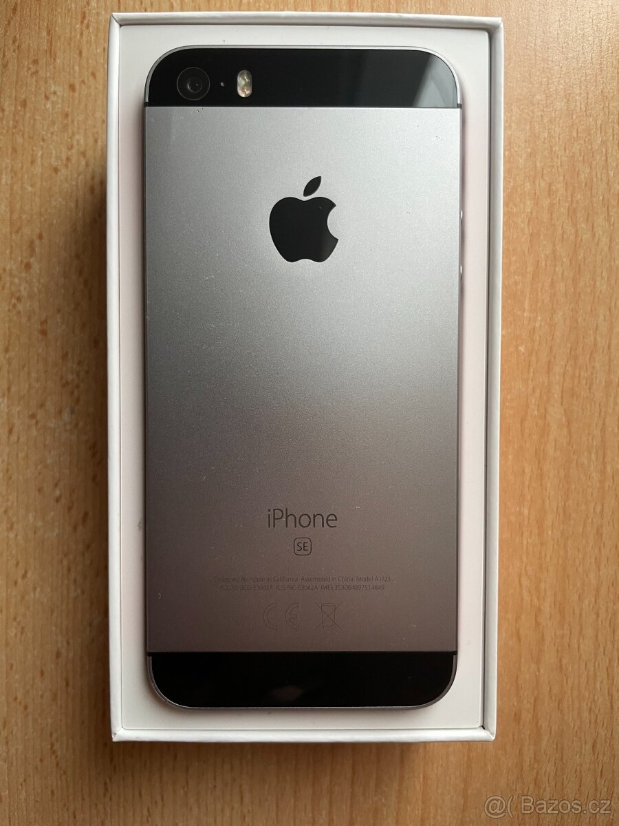 iPhone SE (2016) 32GB - Space Gray - Nová baterie a LCD - 3