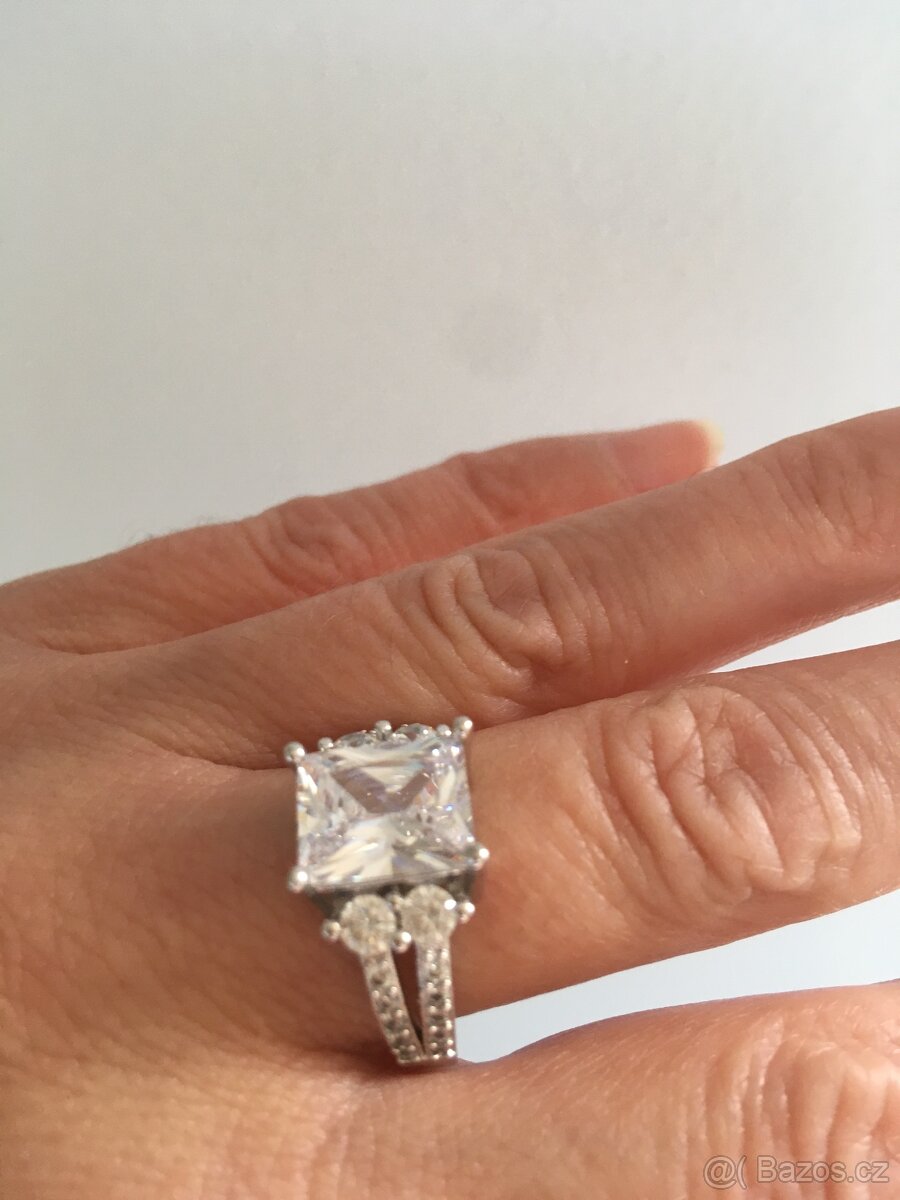 Prsteny - 3