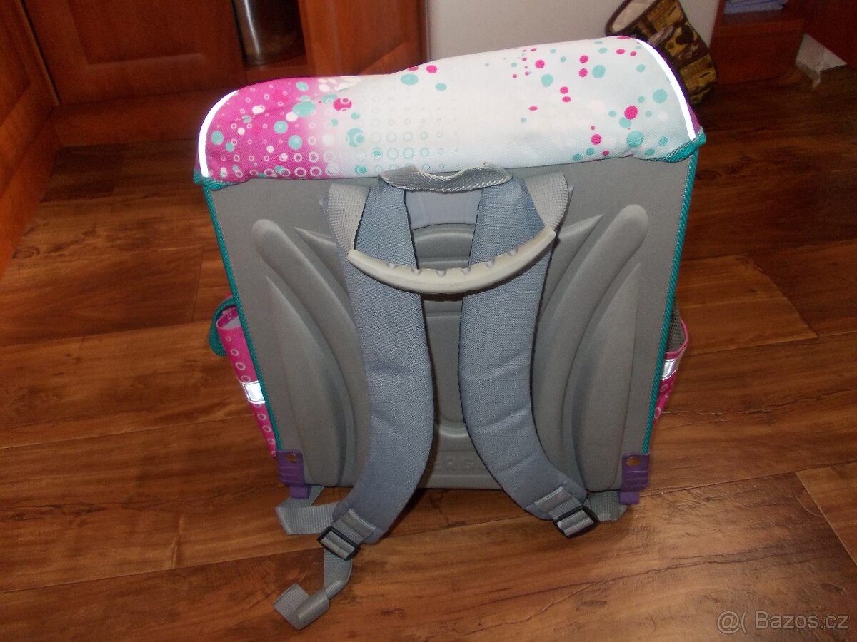 DĚTSKÁ AKTOVKA - 3