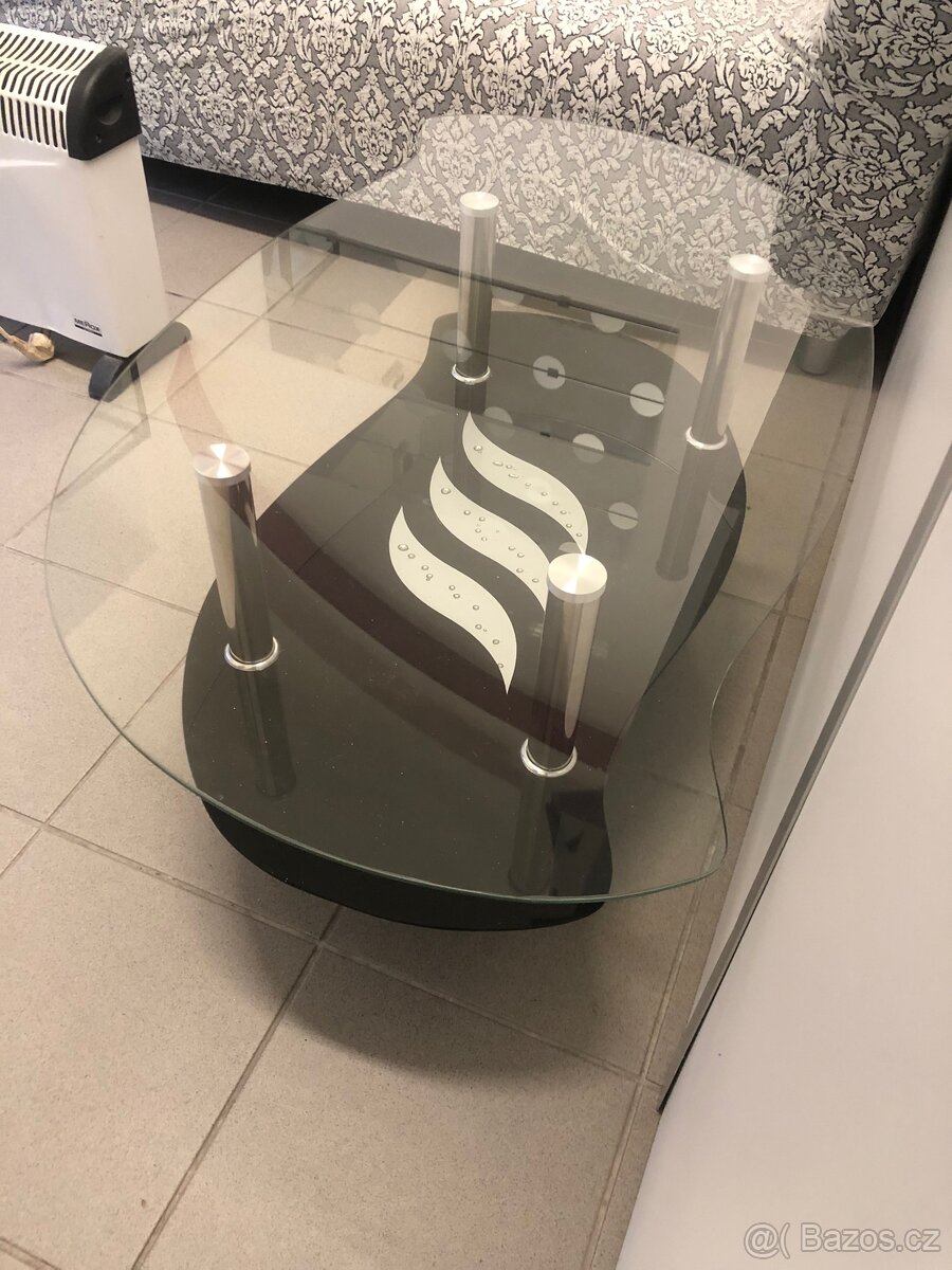 Prodám konferenční stolek. - 3