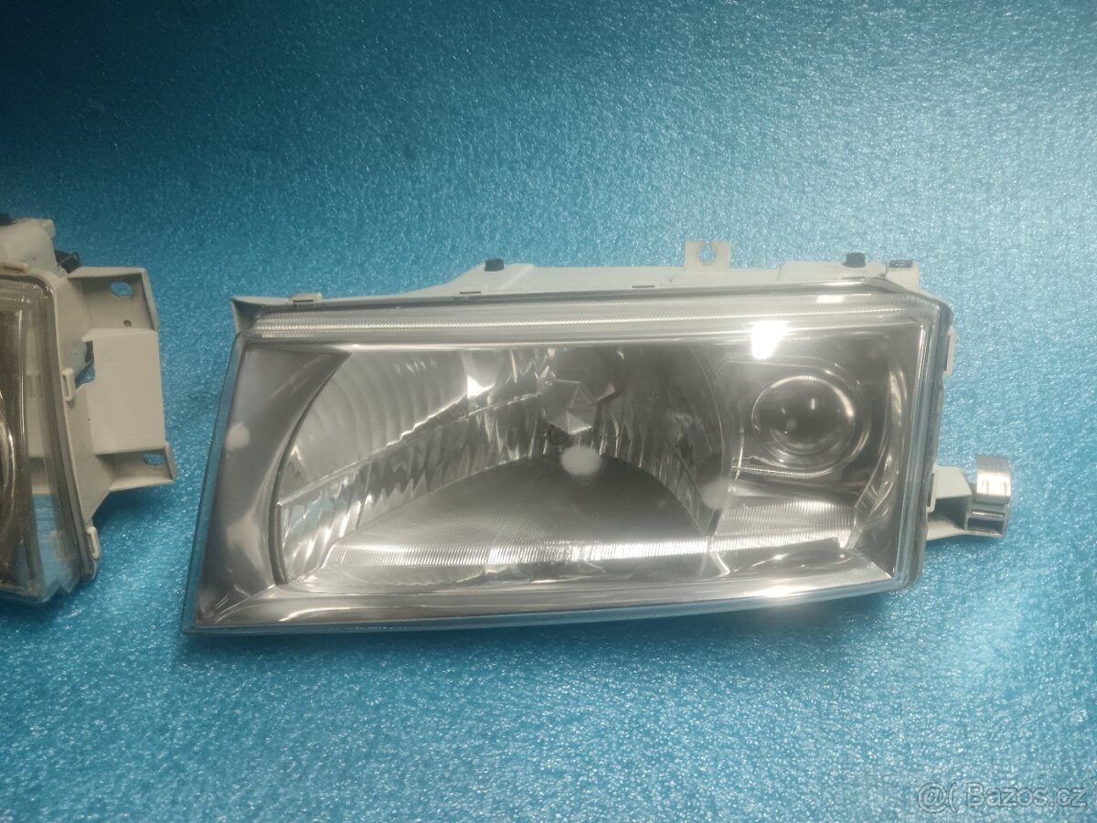 Škoda Octavia 1 fl přední světla - 3