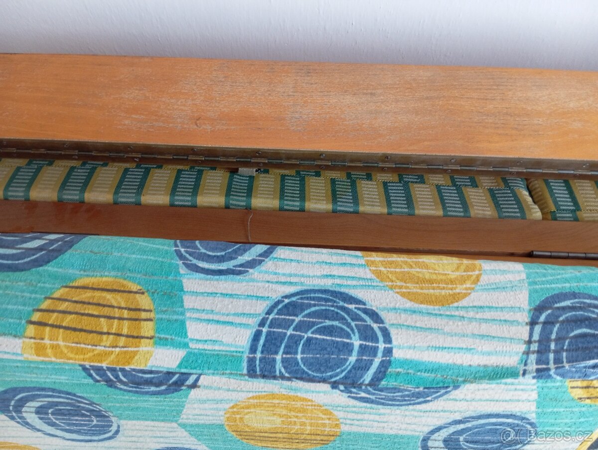 Rozkládací gauč - 3