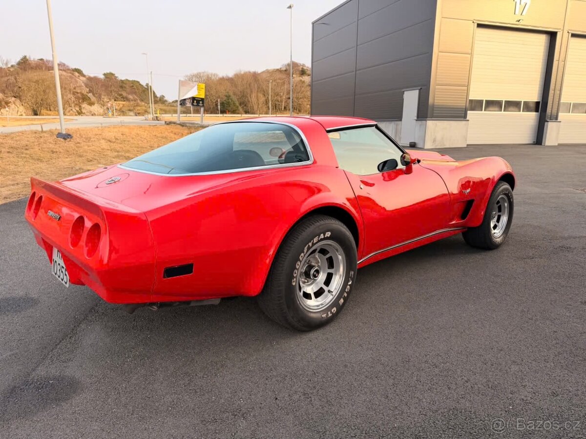 Chevrolet corvette C3 370koní - 3