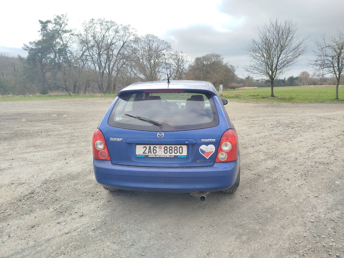 Mazda 323f - 3