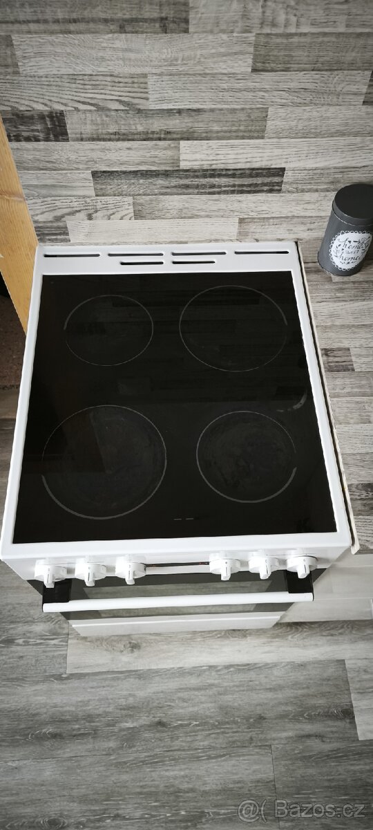 Elektrický sporák MORA - 3