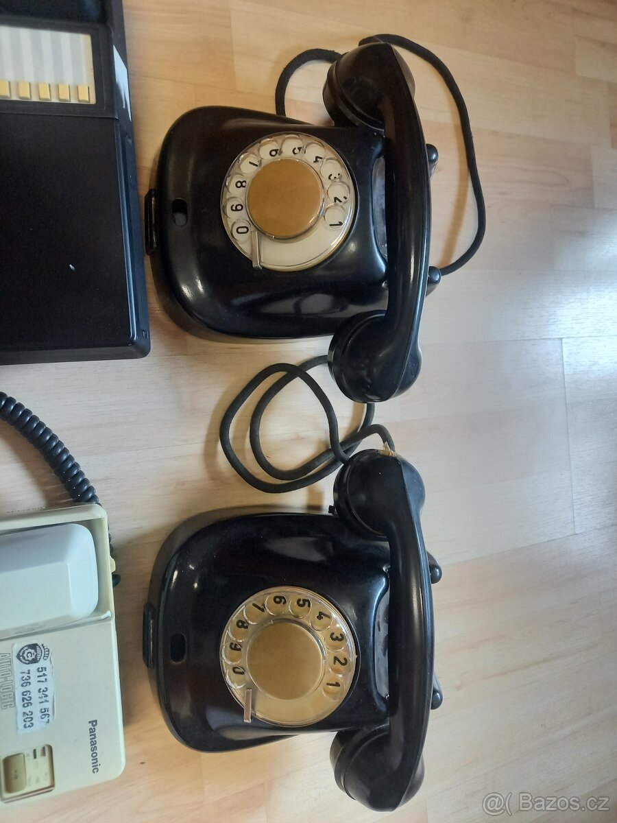 Telefony různé - bakelit, záznamníkové i obyčejné - 3