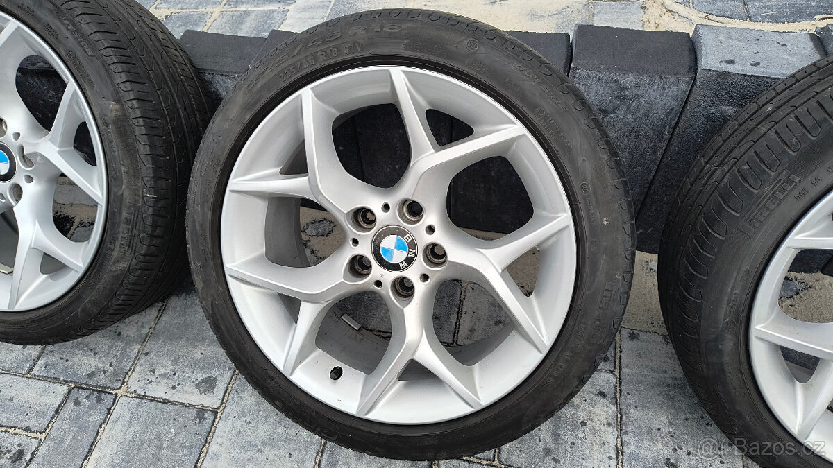 18 originál 5x120 BMW X1 /5 F10 F11 letní 225/45 R18 - 3