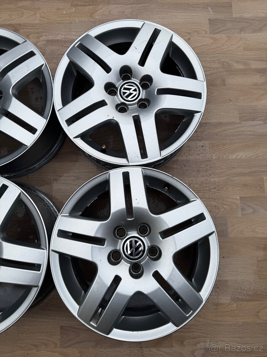 Alu kola, disky r15 5x100 VW - 3