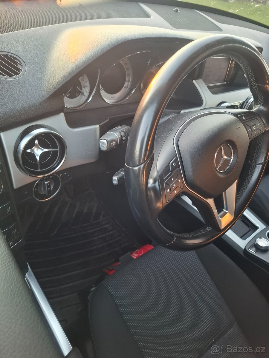 Prodám Mercedes GLK 220 CDI 4MATIC - 3