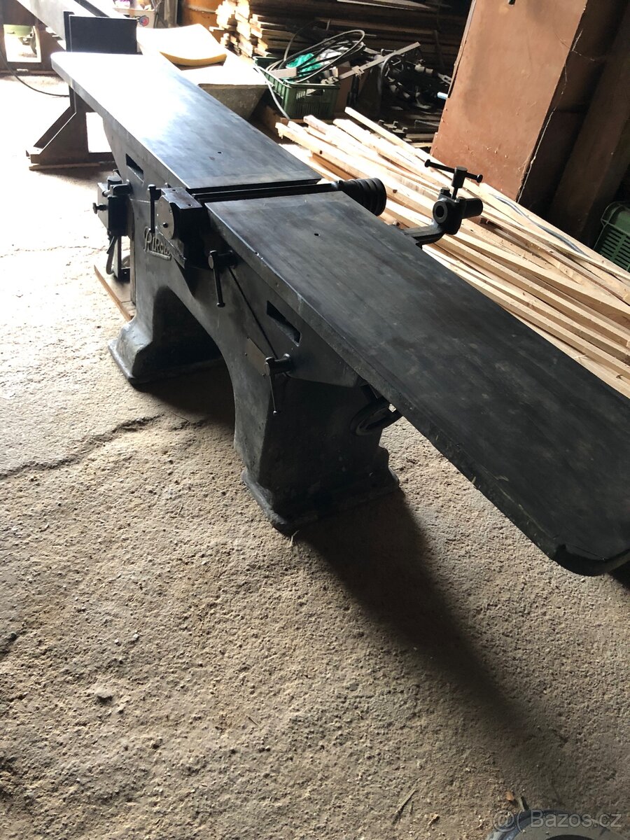 Hoblovka , srovnávačka - 3