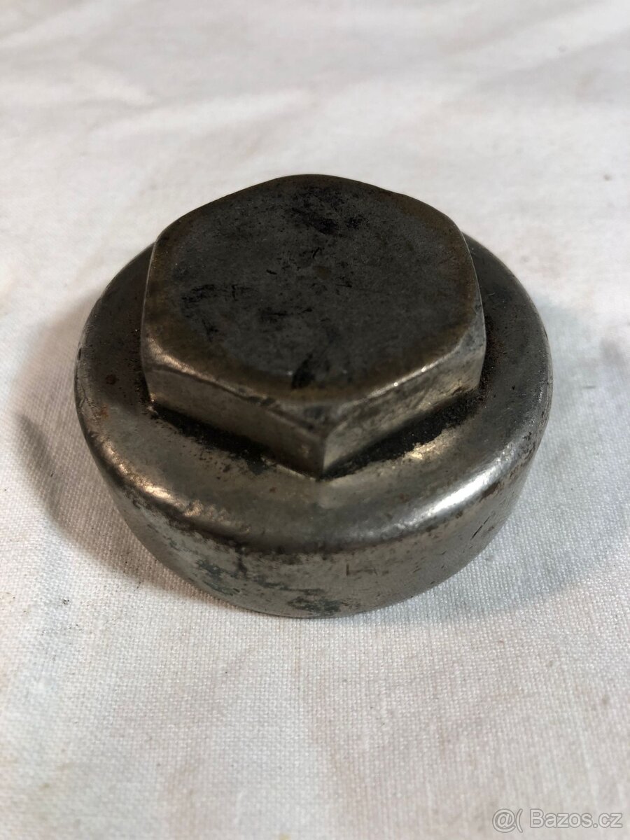 Zátka nádrže Praga - 3