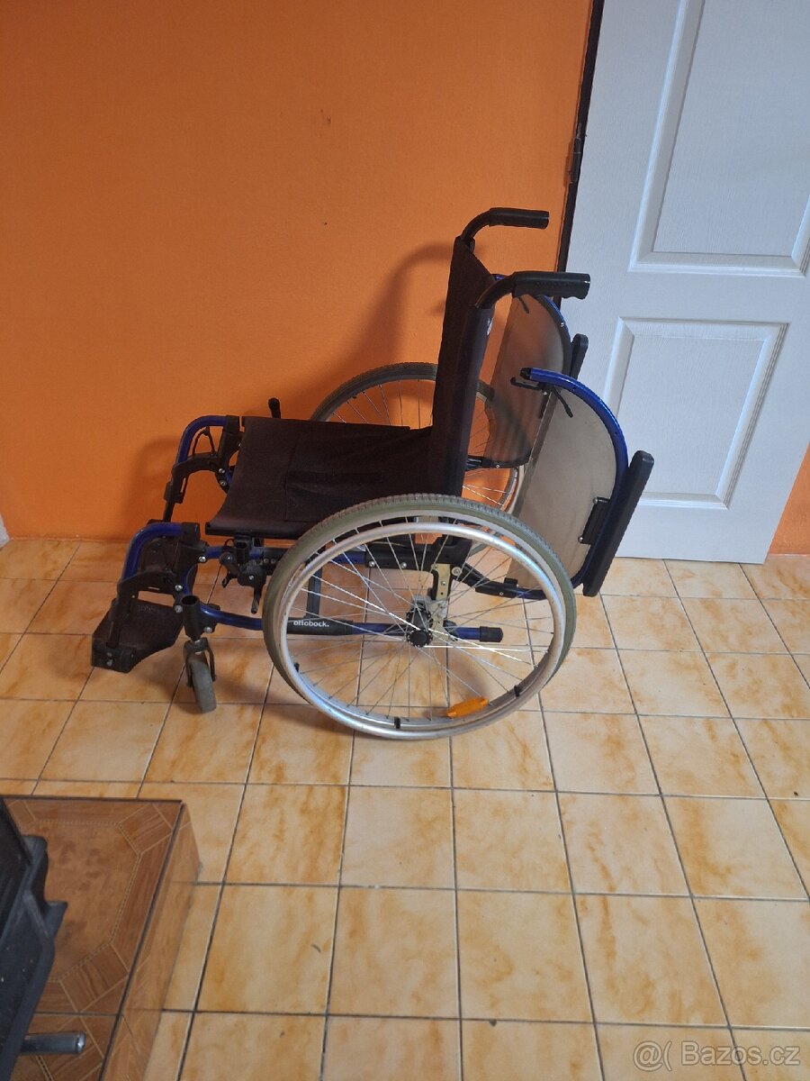 pojizdne kreslo - 3