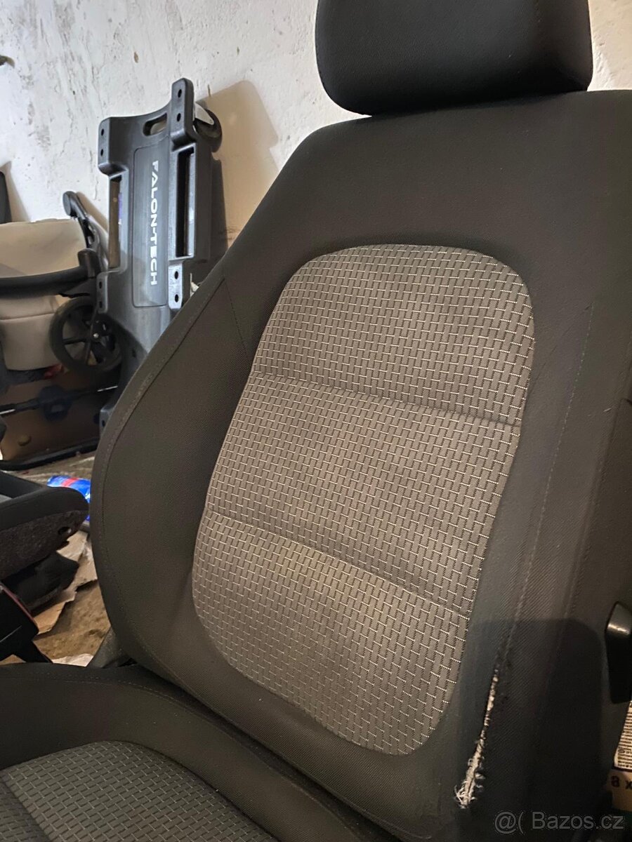 Sedačky Superb 2 - 3