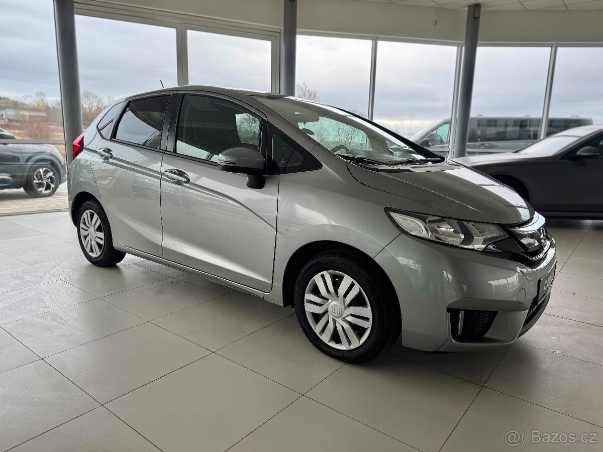 Honda Jazz 1.3i-VTEC Tempomat Vyhř.Sed - 3