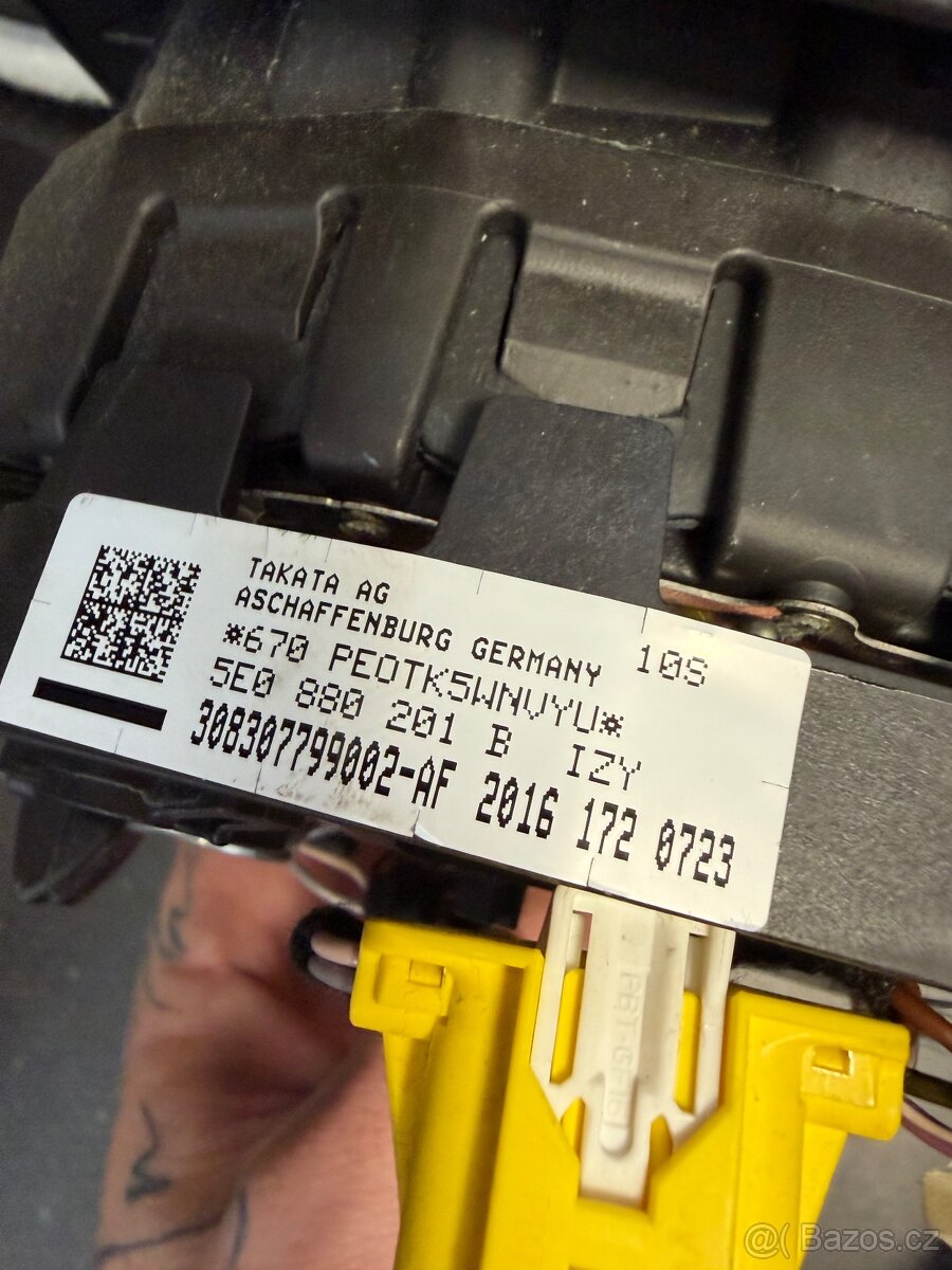 Airbag řidiče Škoda Octavia 3 do 2018 - 3