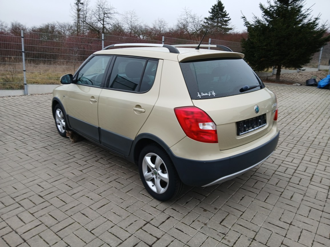 Škoda Fabia 1,2 TSI Scout - 3