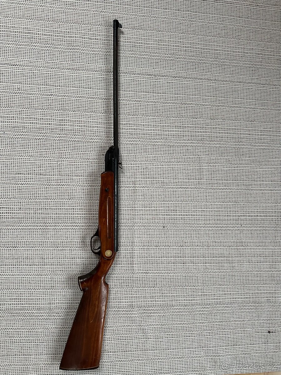 Vzduchovka IJ-22 - 3