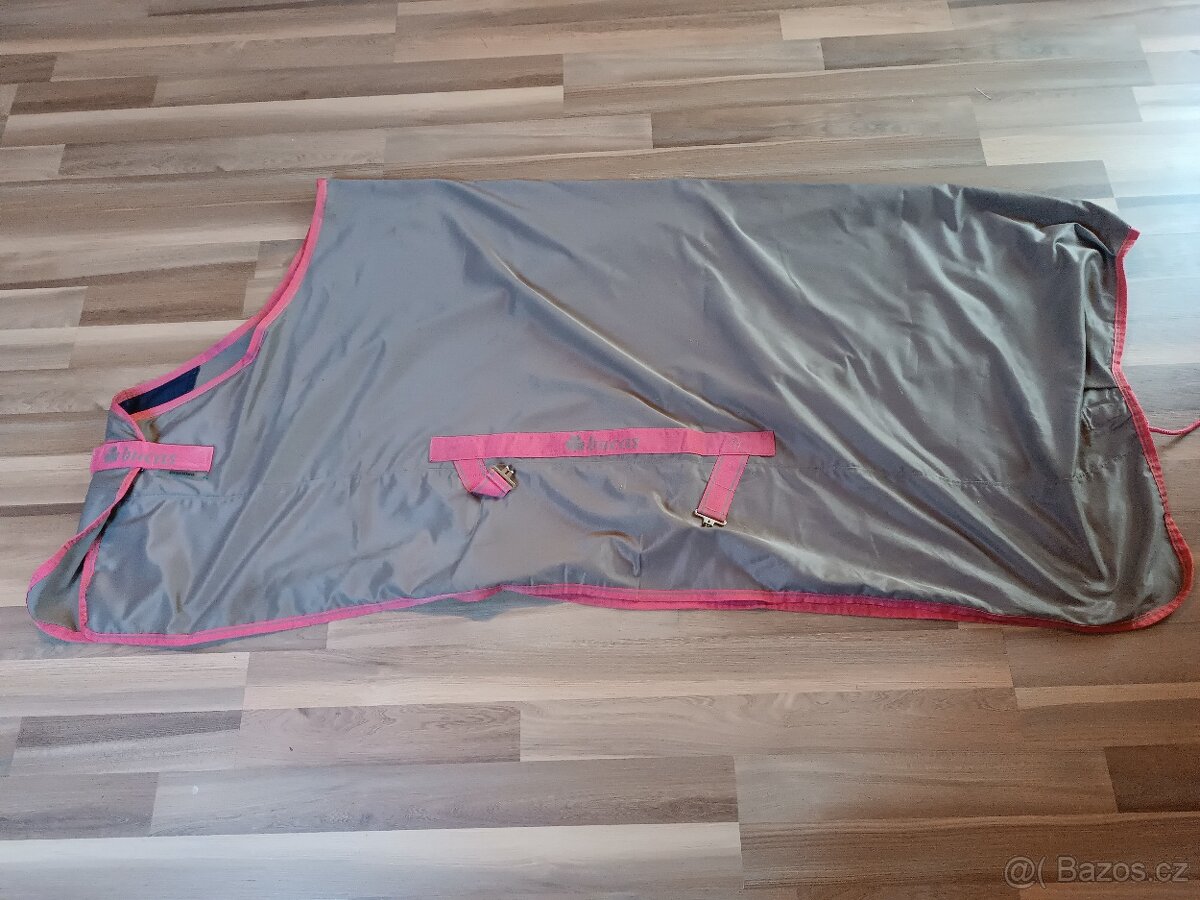 Lehká stájová deka Bucas ( hazelnut, 155 cm) - 3