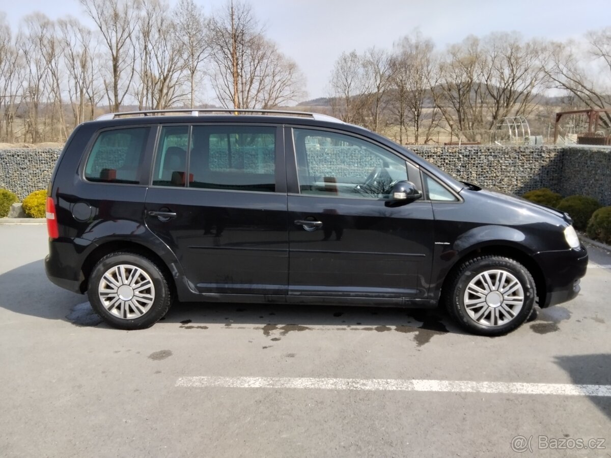 VW Touran - 3