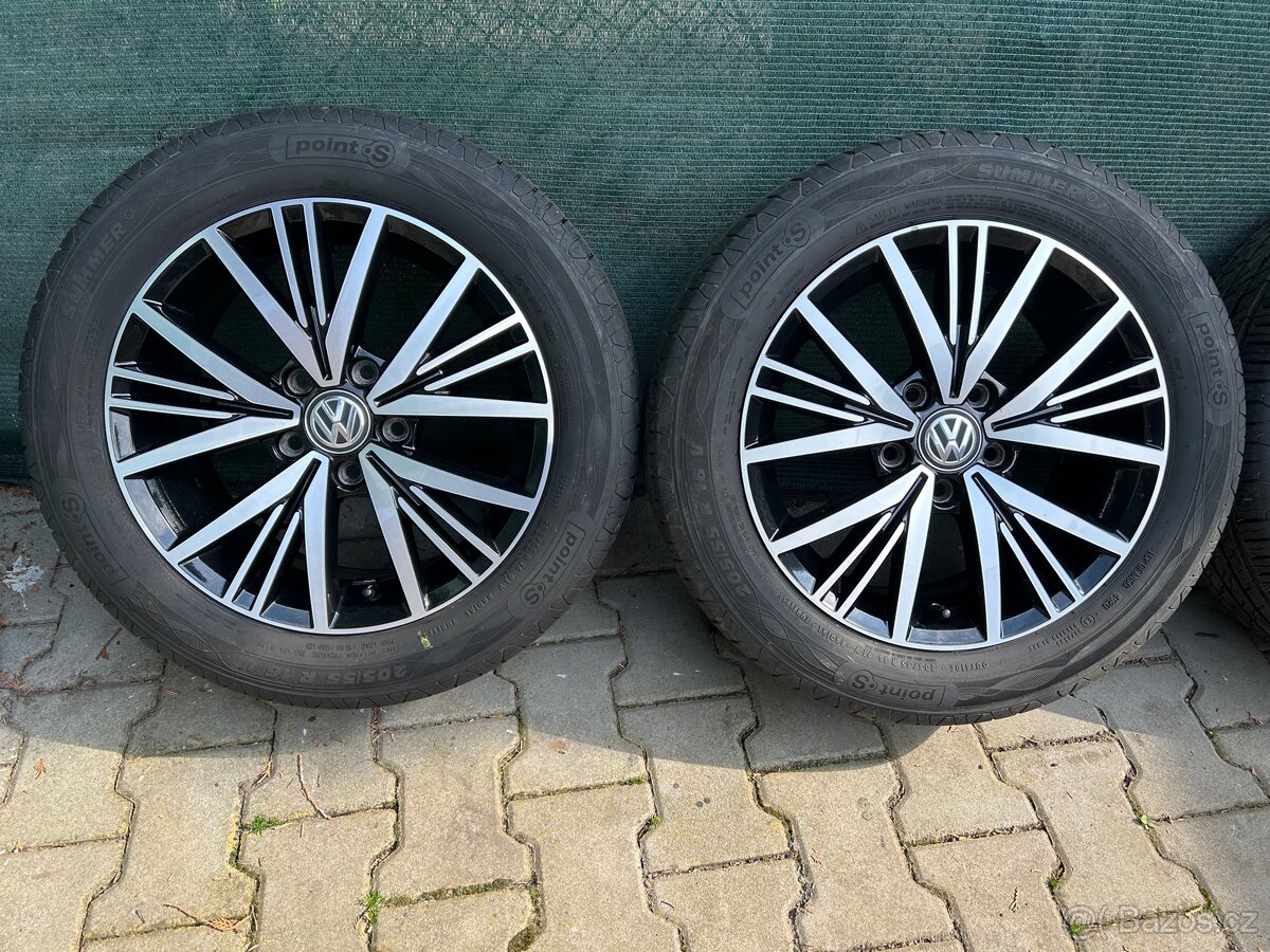 VW Golf 16” - 3