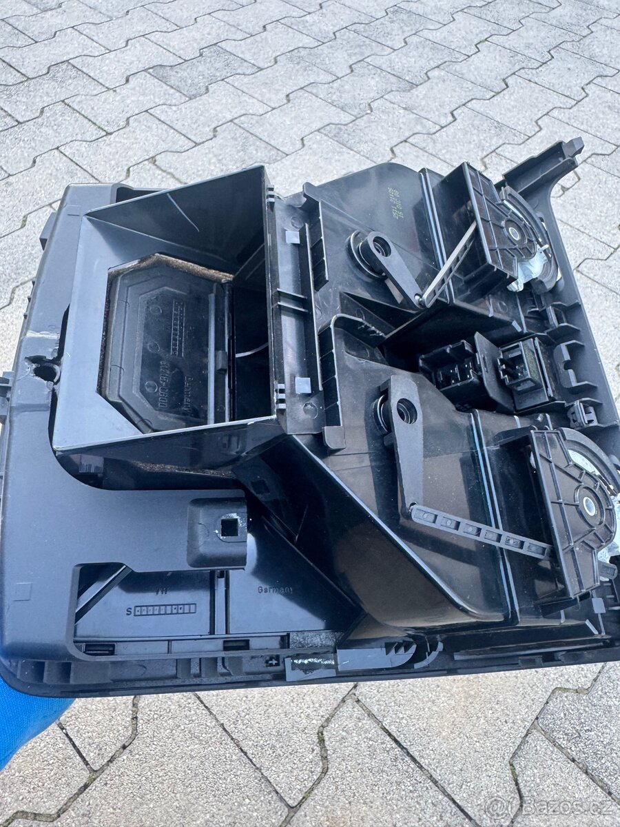 VW Golf 5 Combi – středový panel - 3