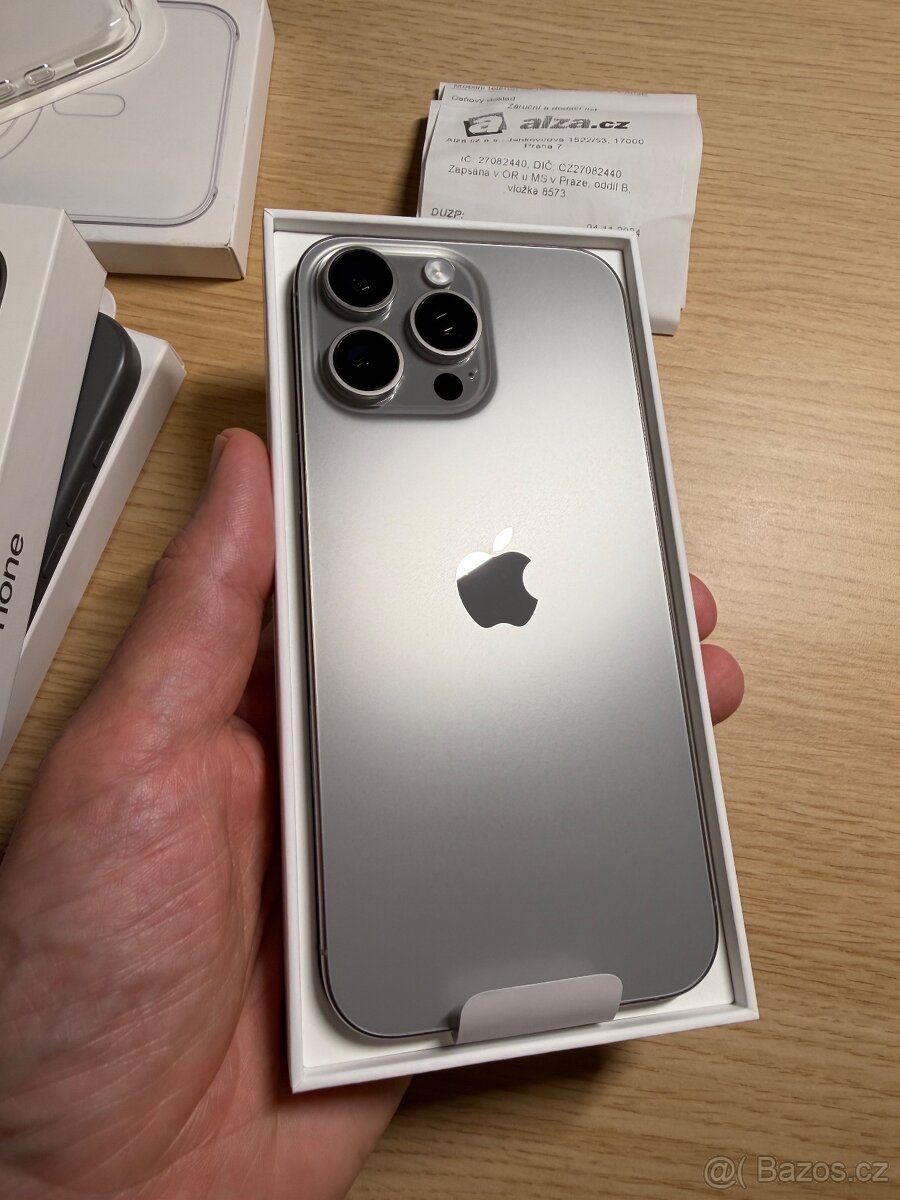 iPhone 16 PRO MAX 256 GB v záruce + 3 originální kryty - 3