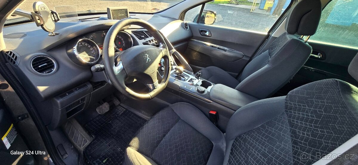 Peugeot 3008 Hybrid - 3